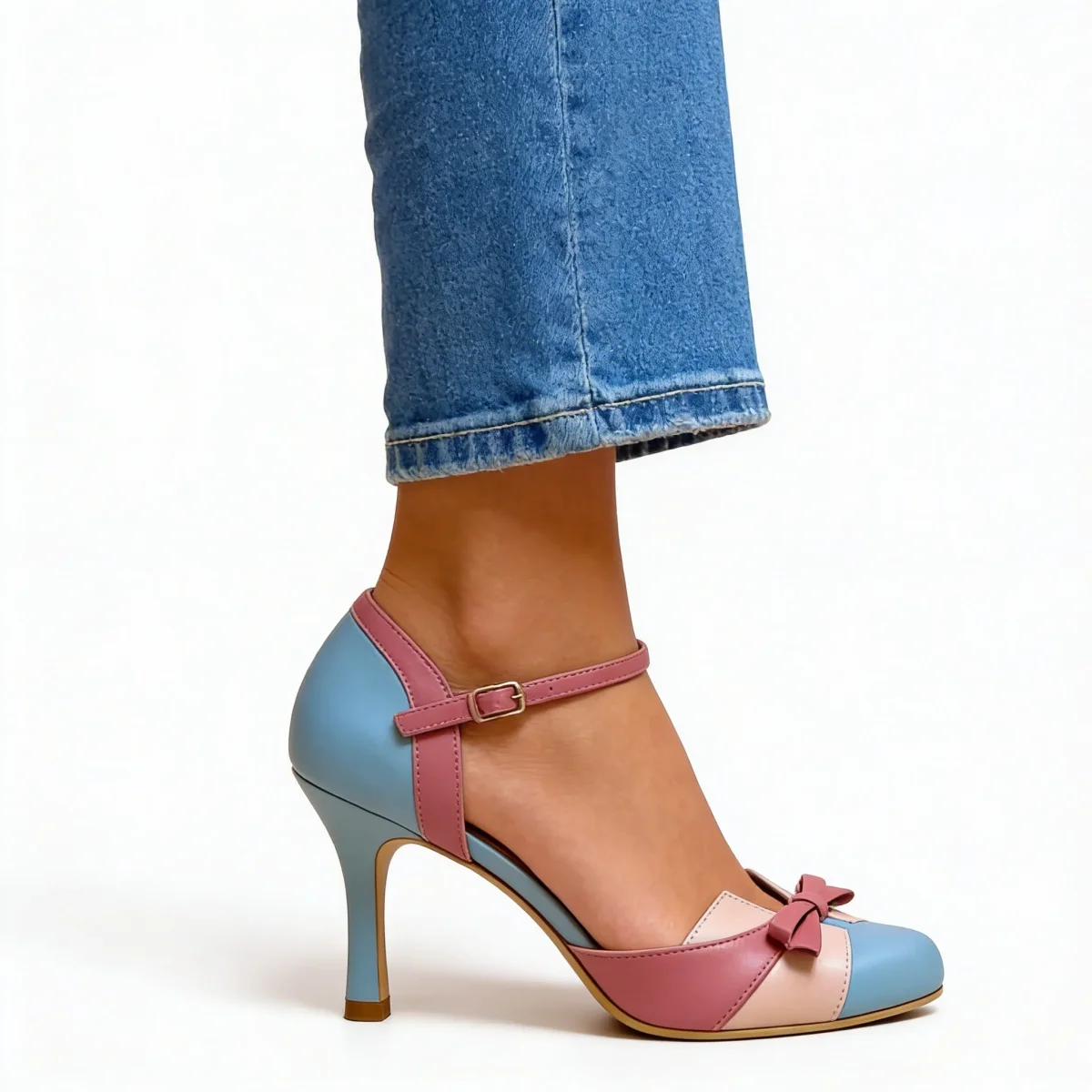 Mónica - Saltos Elegantes - Image 5