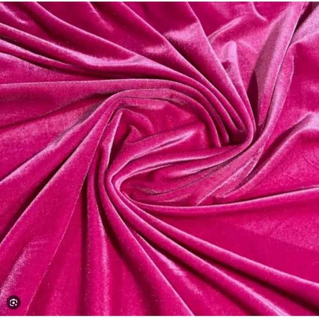 Vestido Sereia Veludo com Cristais e Fenda - Image 9